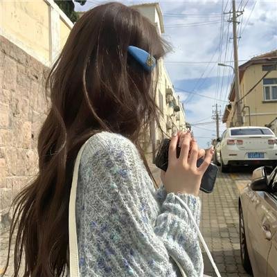 皮裘大衣女人